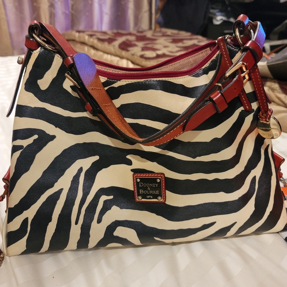 Dooney & Bourke